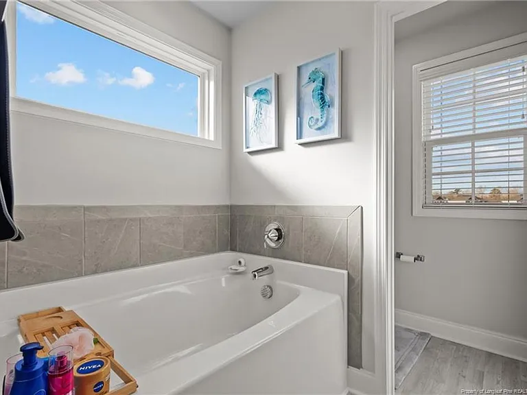 1660 Stackhouse Dr — Photo 23