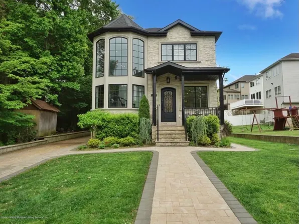 25 Shadyside Avenue image 1 of 30