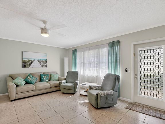 5th image of 1034 Ashby D #1034
