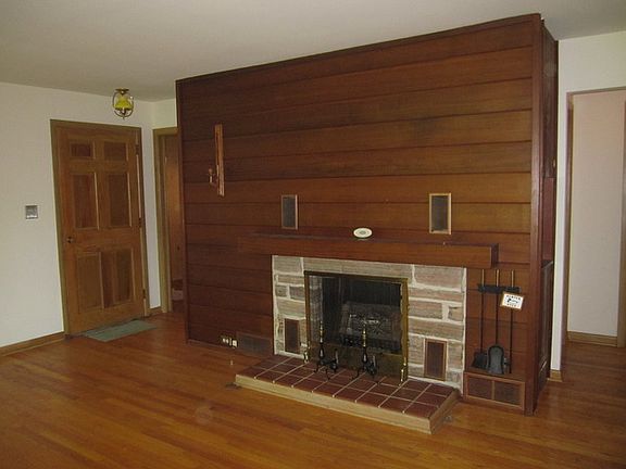 4th image of 11569 W Oak Dr