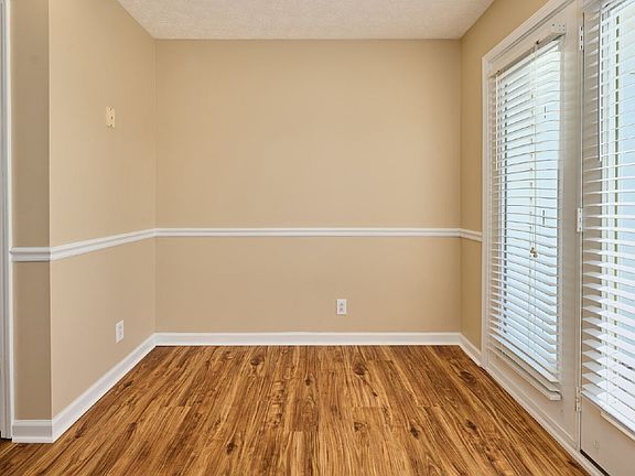 5th image of 1006 Brooklyn Dr