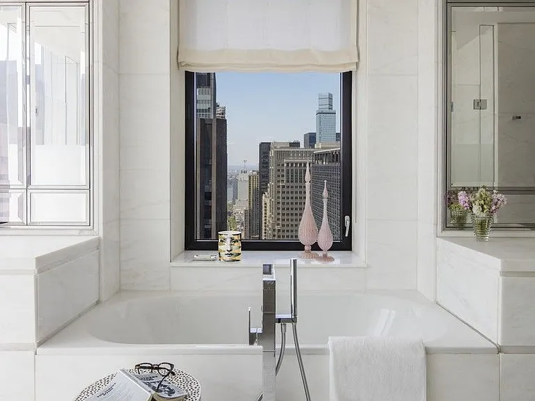 20 W 53rd St #42A — Photo 12