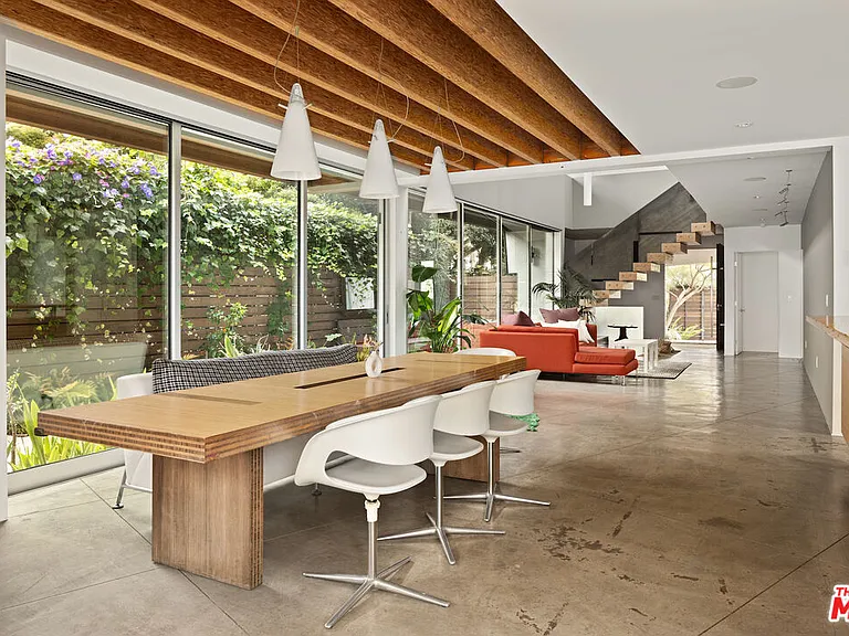 710 Milwood Ave — Photo 11