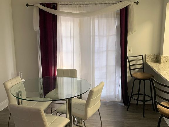 3rd image of 6185 Live Oak Ct APT D
