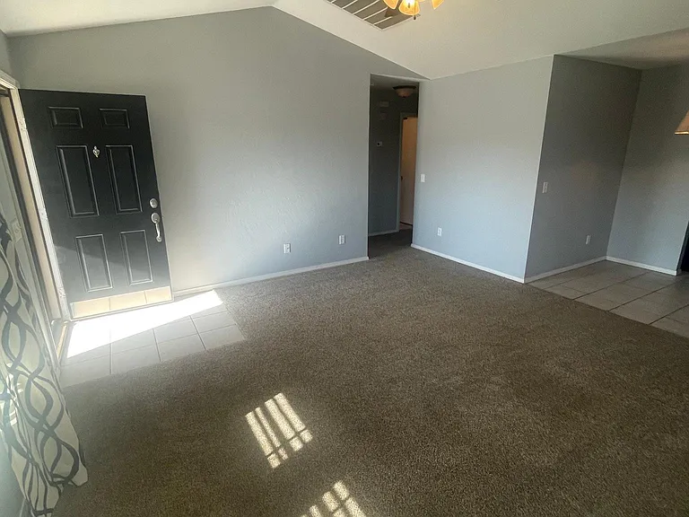 18604 Piedra Dr — Photo 4