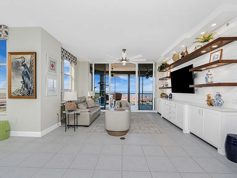 3313 Sunset Key Cir #701 — Photo 5