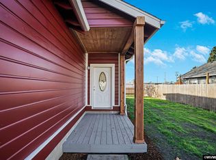 284 W Washington St, Stayton, OR 97383
