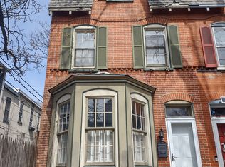 807 W 10th St, Wilmington, DE 19801