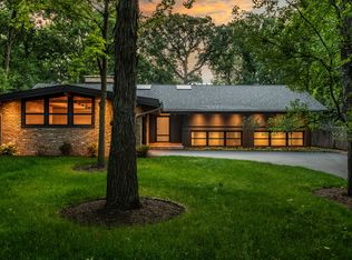 1450 Northwoods Rd, Deerfield, IL 60015