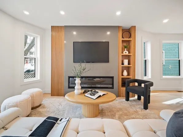 38 Madison Ave #1, Cambridge, MA 02140