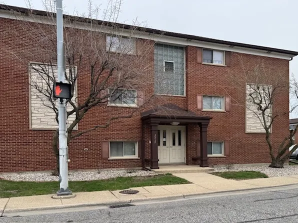 2537 Thatcher Ave APT 1C, River Grove, IL 60171