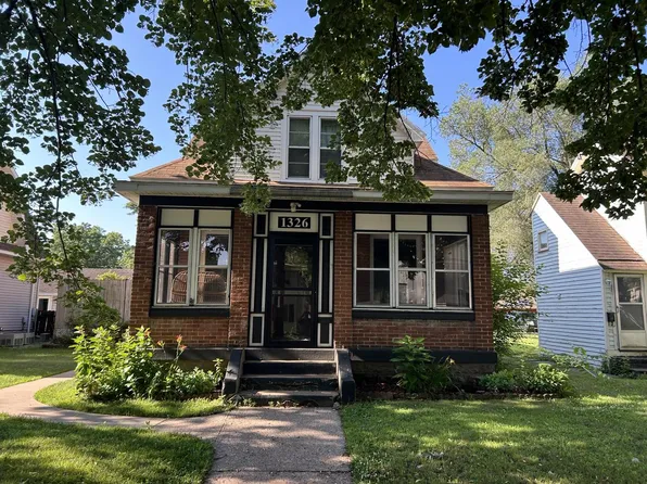 1326 Adams STREET, La Crosse, WI 54601