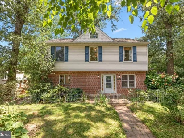 1161 Green Holly Dr, Annapolis, MD 21409