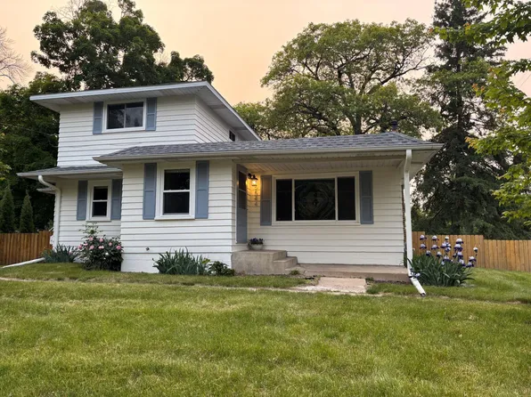 5544 Spruce Rd, Mound, MN 55364