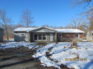 120 Reynolds Rd, Harrisburg, IL 62946
