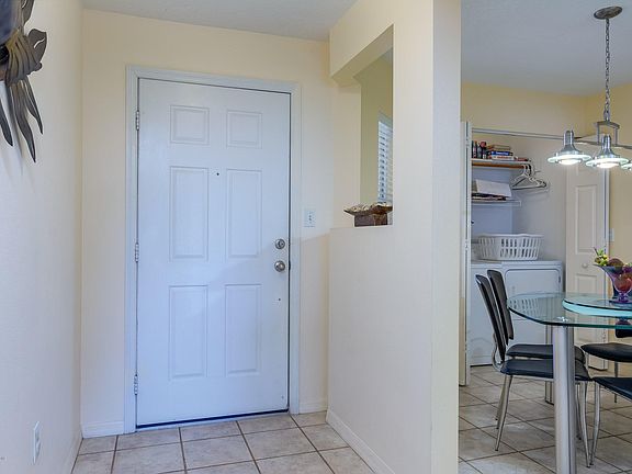 5th image of 605 Shorewood Dr Unit 406