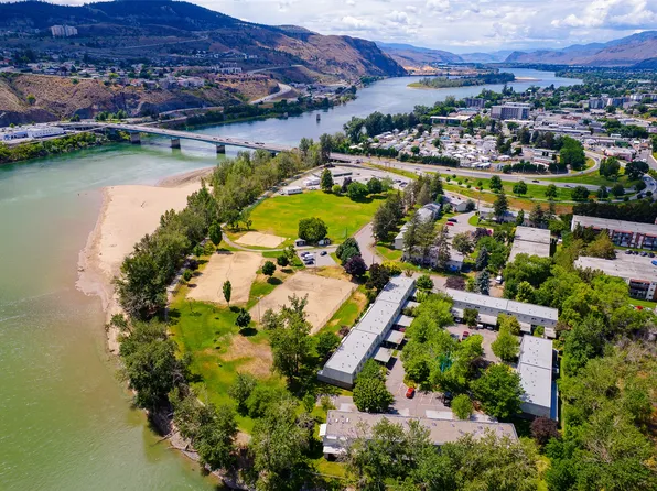 249 Kitchener Cres #5, Kamloops, BC V2B 1B9