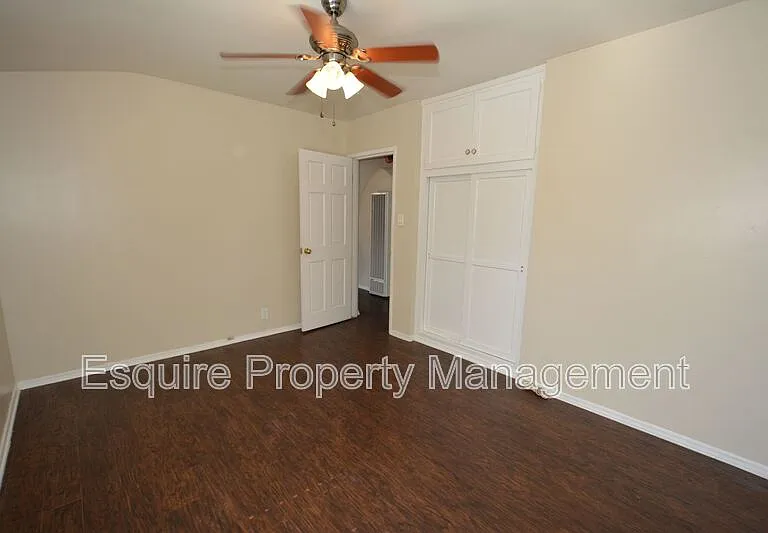 165 Wilson Ave — Photo 12