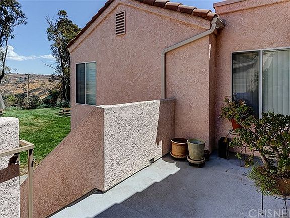 3rd image of 24445 Valle Del Oro Unit 203