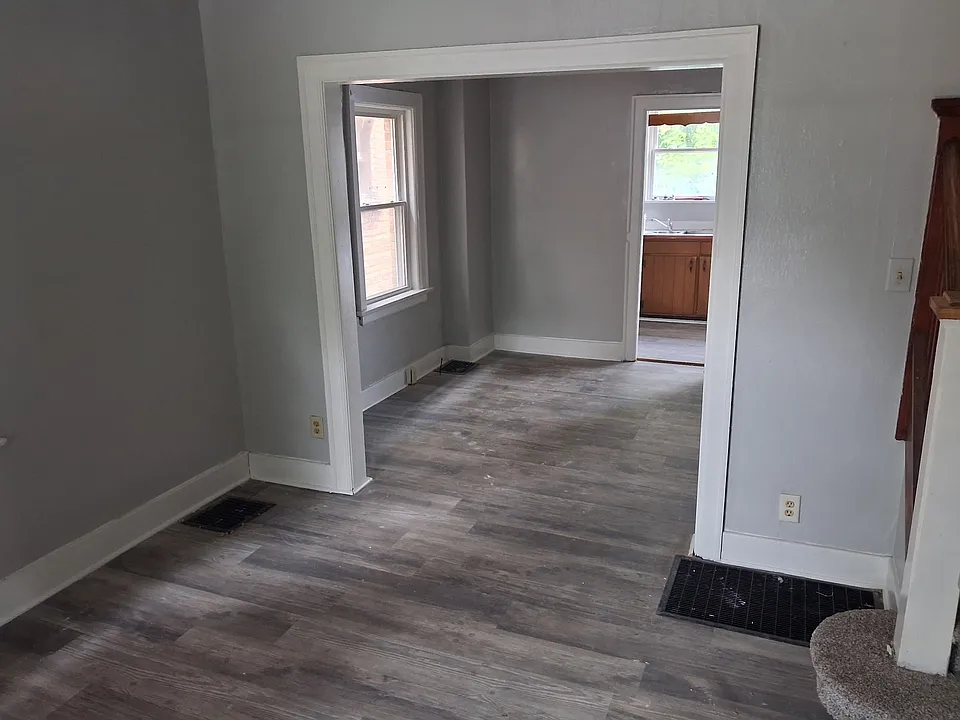 134 N Woodlawn Ave #134
