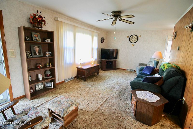 2nd image of 43 Marion Street
