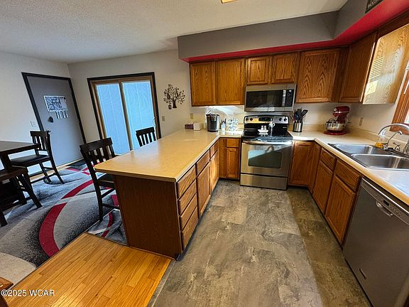 2nd image of 226 Kenwick Dr