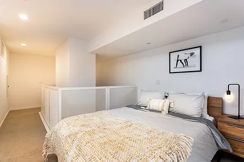 Floor plan 211