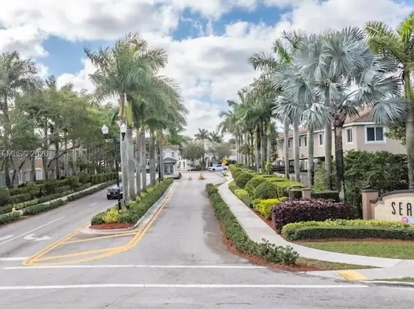 1019 SE 24th Ter, Homestead, FL 33035