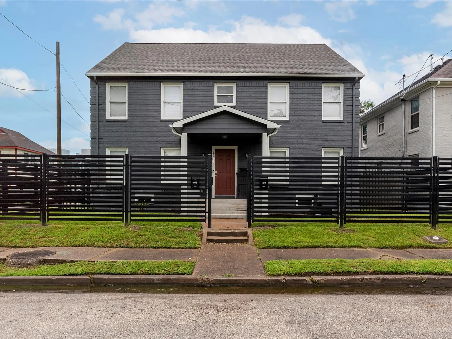 2 bed, 2.0 bath, 2660 sqft, $1,795 — Photo 1