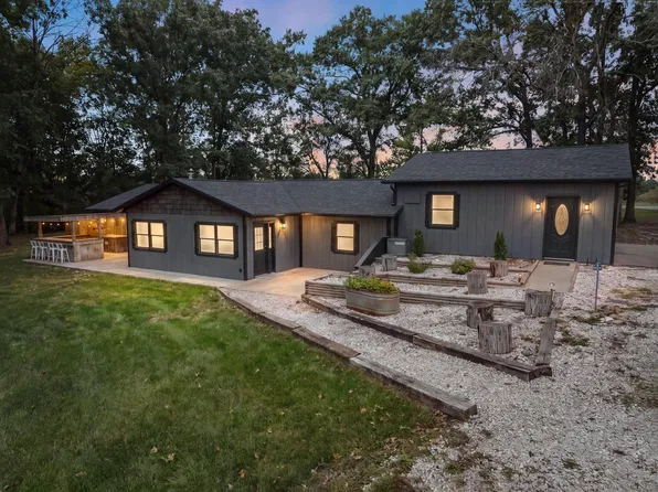 3098 County Road 2320, Moberly, MO 65270