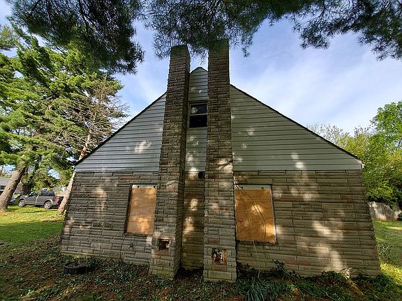 5th image of 645 Hill Ave
