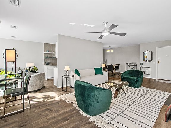 4th image of 2150 Bouterse St APT 205