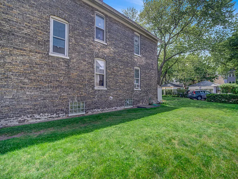 2018 Pratt Ct — Photo 6