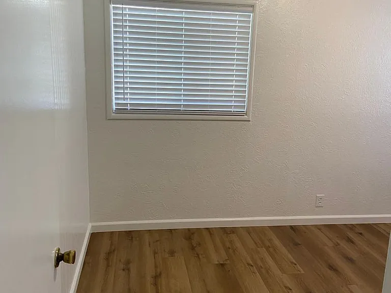 115 Terrace Dr — Photo 16