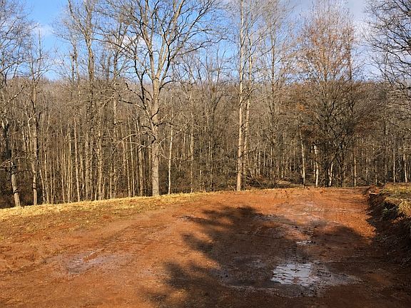2nd image of 1 Poplar Ln