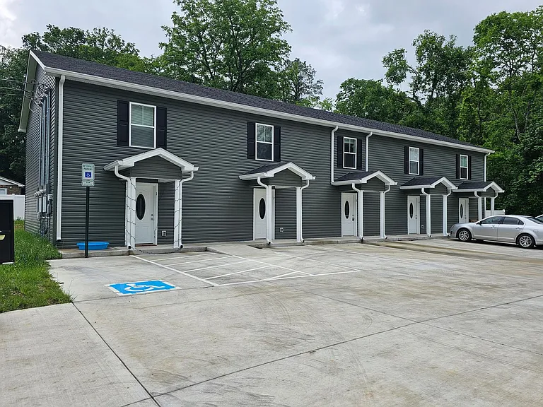 517 Weaver St #1 — Photo 1