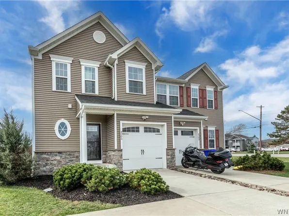 4205 Arthur Ct, Hamburg, NY 14075