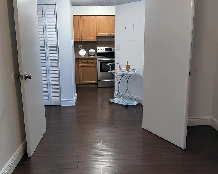 8205 SW 152nd Ave — Photo 3