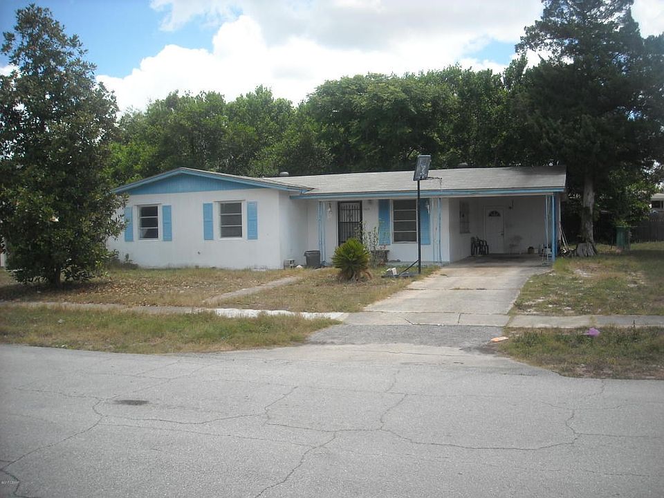 1363 Rockhill front