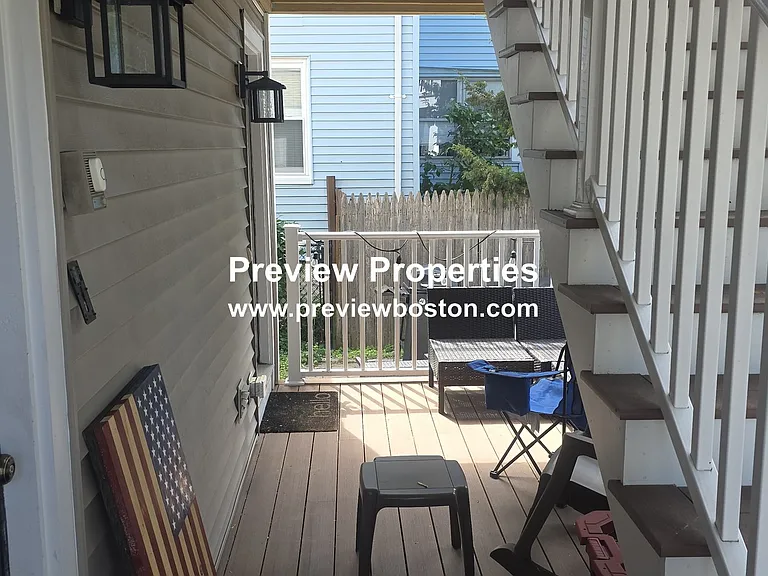 321 N Harvard St #P — Photo 9