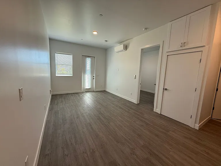 455 Lofts — Photo 24