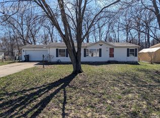 30800 Oak Springs Dr, Granger, IN 46530