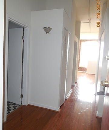 2nd image of 1010 Race St APT 6B