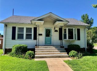 309 E Colorado Ave, Casey, IL 62420