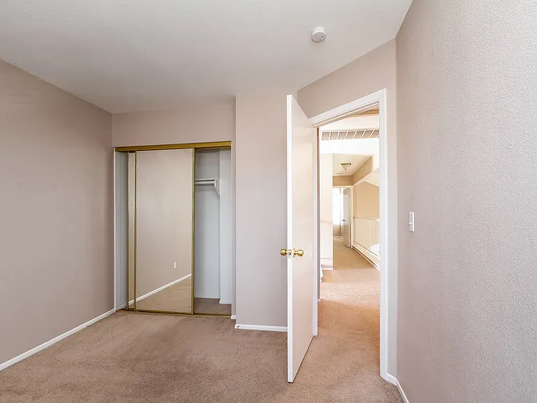 60 Fantasia Ln — Photo 11