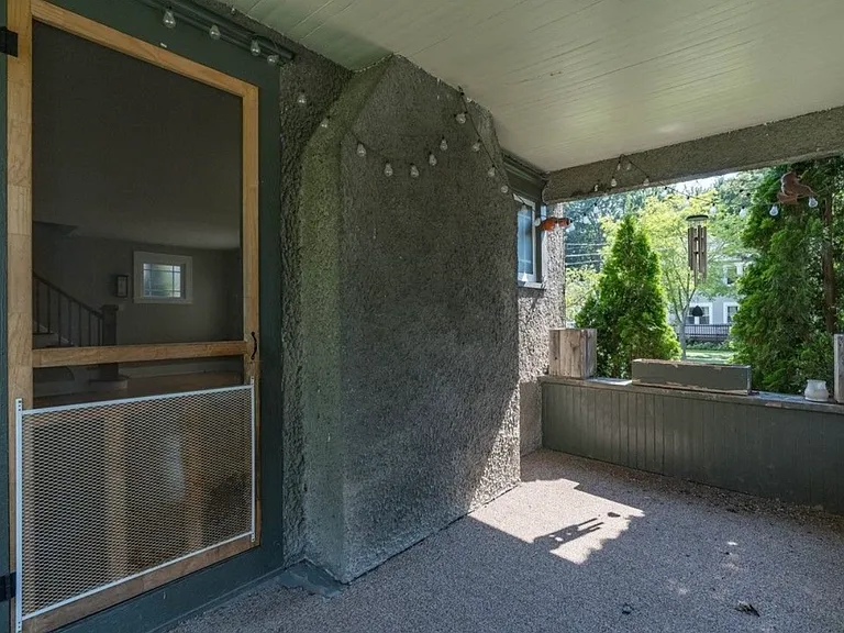 721 Nellis St — Photo 4