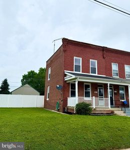 325 Pine St, Hanover, PA, 17331
