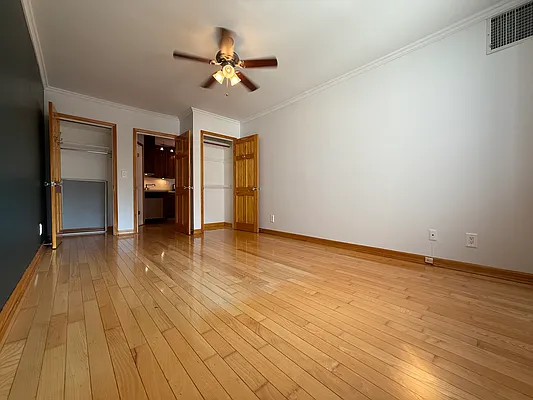 Sold by Pecoraro Realty of NYC LLC | media 26