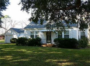 3010 McArthur Dr, La Marque, TX 77568