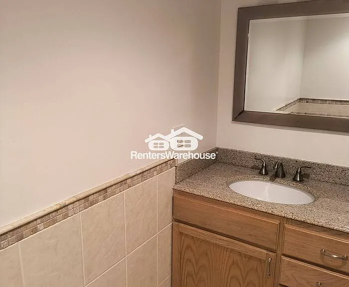 950 Butte Ct — Photo 28